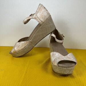 Toms Floral Jacquard Peep Toe Wedge Heels 8.5